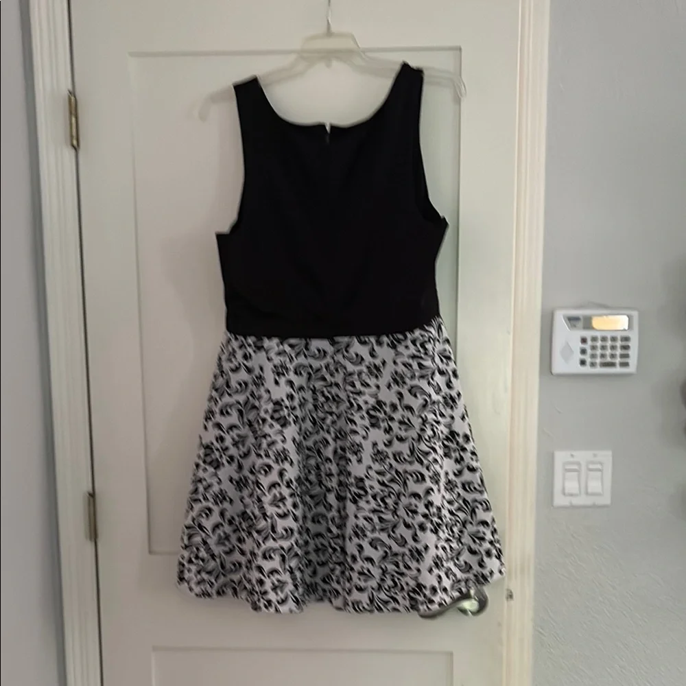 City Studio Black and White Fit and Flare Midi Dress - Picture 2 of 4